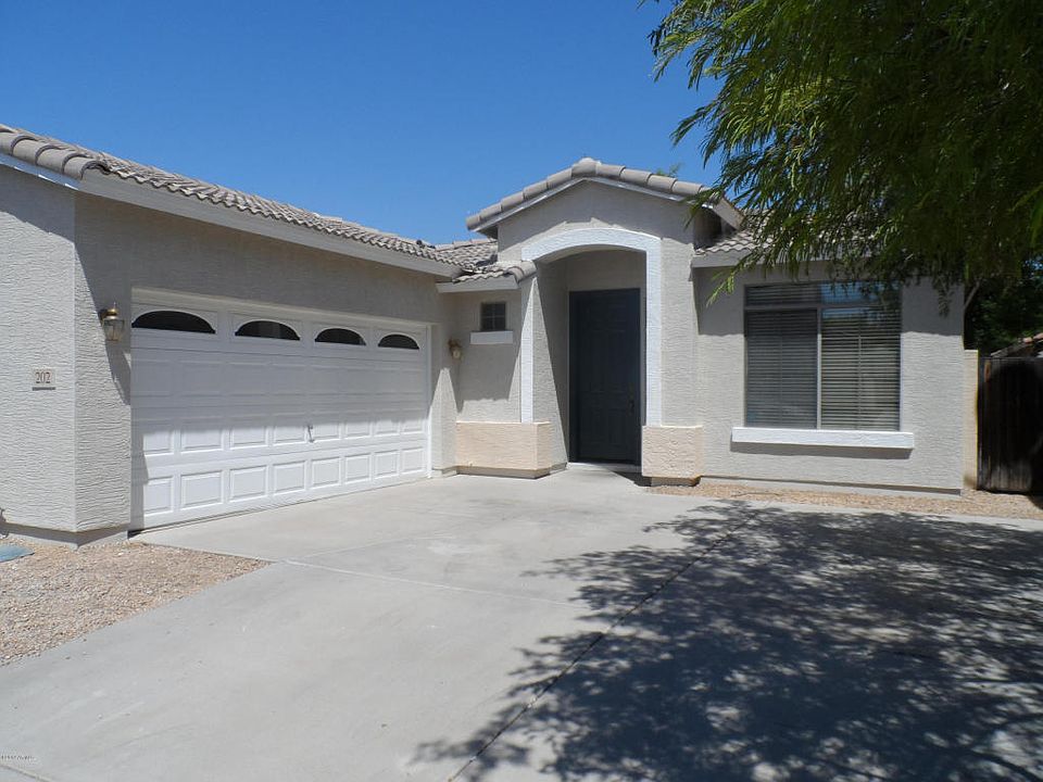 1st image of 202 W Mahogany Pl
