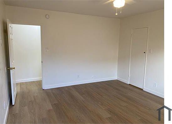 5th image of 3506 12th Ave #1