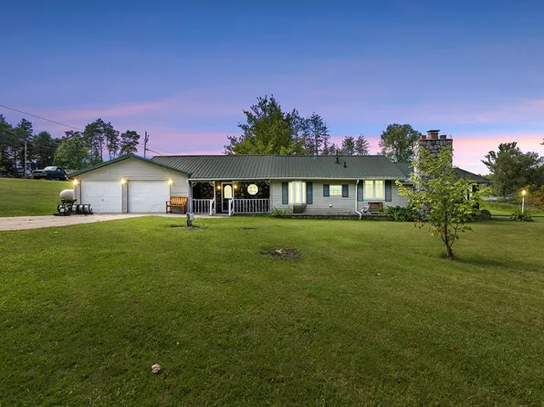 6229 N Lake Rd, Six Lakes, MI 48886