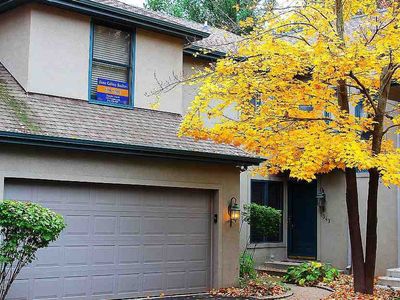 1349 Bridge Water Way #B-7, Mishawaka, IN, 46545