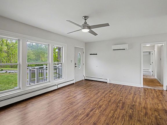 5th image of 415 Mountain View Rd #A