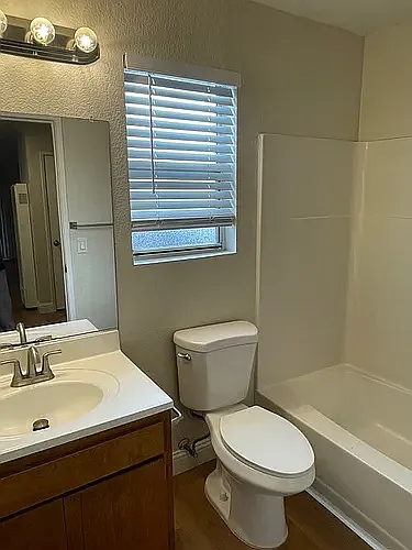 North Dutton Place Apartments — Photo 15