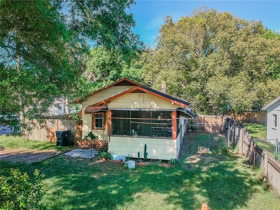 1st image of 8504 N Huntley Ave