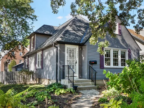 4607 North Ironwood LANE, Glendale, WI 53209