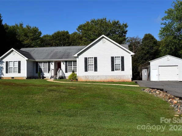135 Brandywine Loop, Statesville, NC 28677