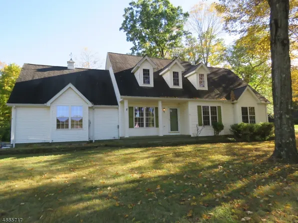 7 Minisink Dr, Montague, NJ 07827