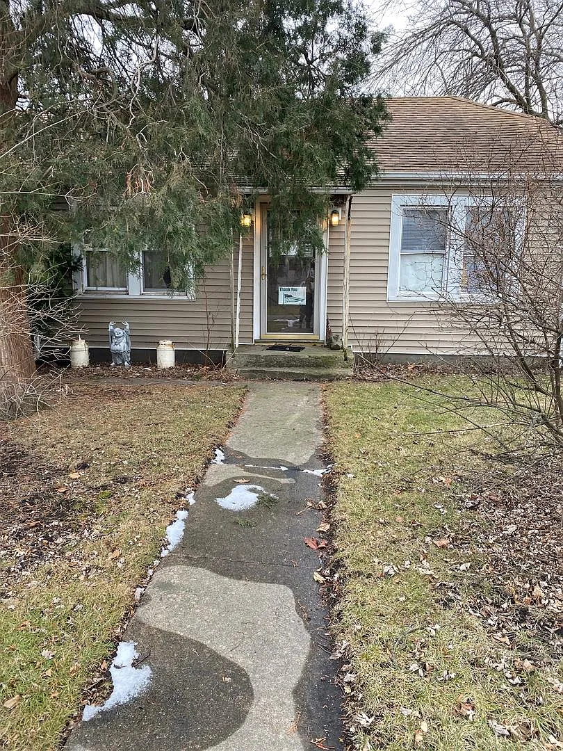 11550 S Komensky Ave photo 1