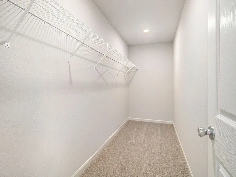 1302 Forest Valley Dr — Photo 16