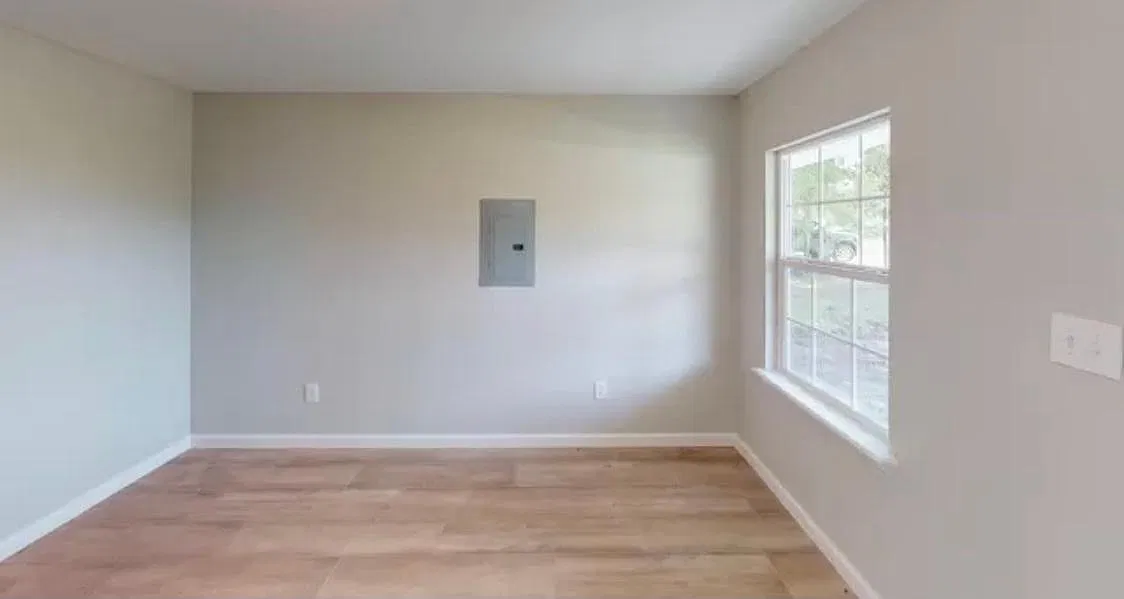 1185 Williamson St — Photo 4