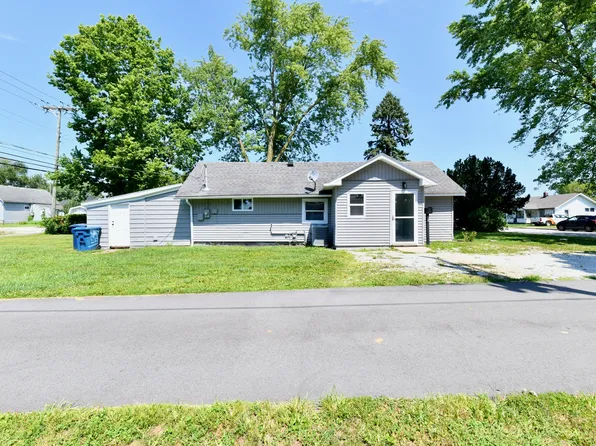 1637 S 9th St, Noblesville, IN 46060