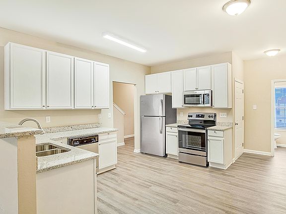 5th image of 5072 Windsor Forrest Ln