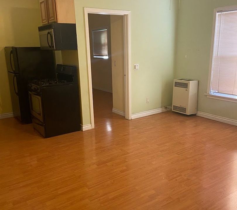 1st image of 117 S Isabel St #Is117