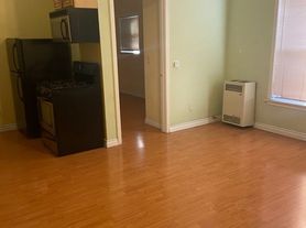 Isabel Apartments, LLC