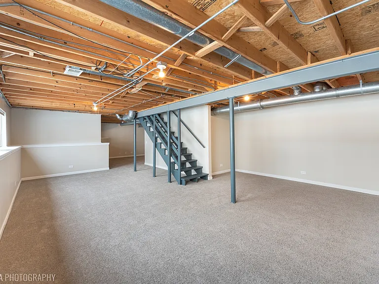 554 Abbeywood Dr — Photo 24