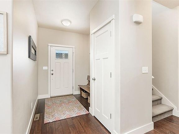 3rd image of 1210 Blackberry Way