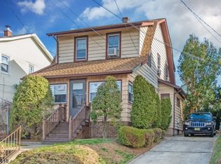 32 William St, North Arlington, NJ 07031