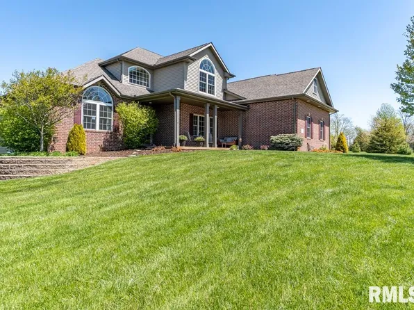 572 Pheasant Trl, Metamora, IL 61548