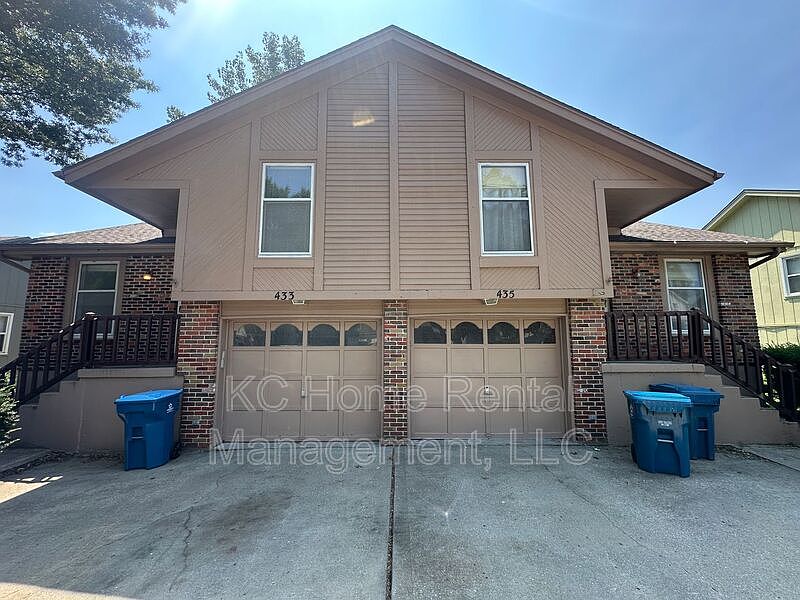 1st image of 433 Lee Dr