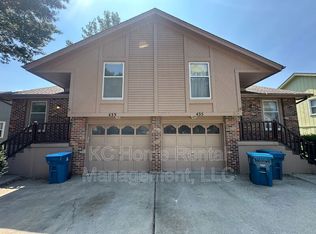 433 Lee Dr, Liberty, MO 64068