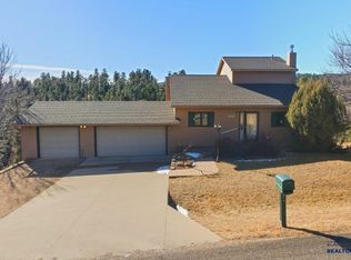 1005 Penny Ln, Rapid City, SD 57702