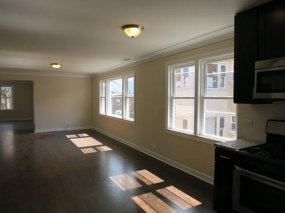 2nd image of 6052 N Mozart St #2
