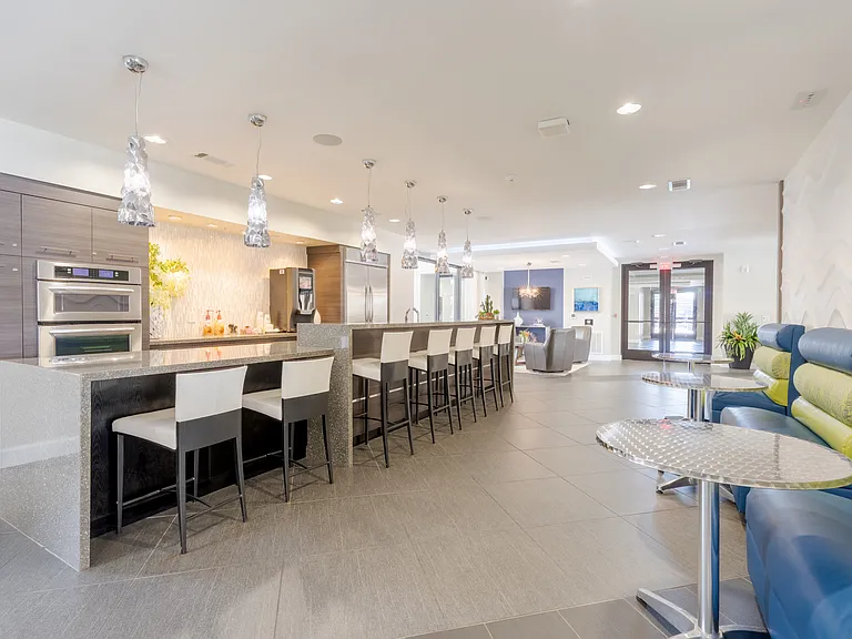 Imperial Lofts — Photo 28