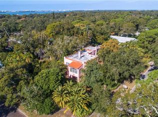 1200 Country Club Rd N, Saint Petersburg, FL 33710
