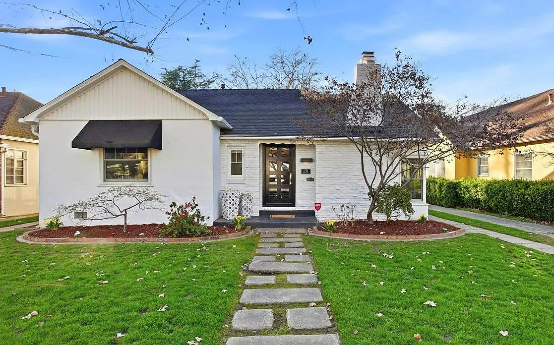 2724 Marty Way photo 1