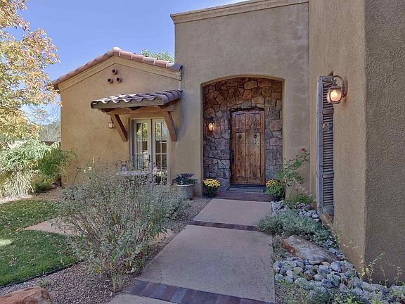 4th image of 437 Avenida C De Baca