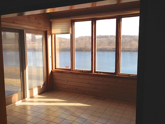 Sunny 4 season porch