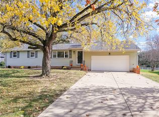 6040 Firestone Rd NE, Canton, OH 44721