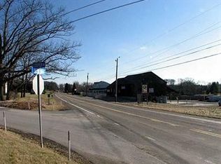 570 N Pike Rd, Sarver, PA 16055