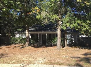 1813 Sandalwood Dr, Mobile, AL 36618