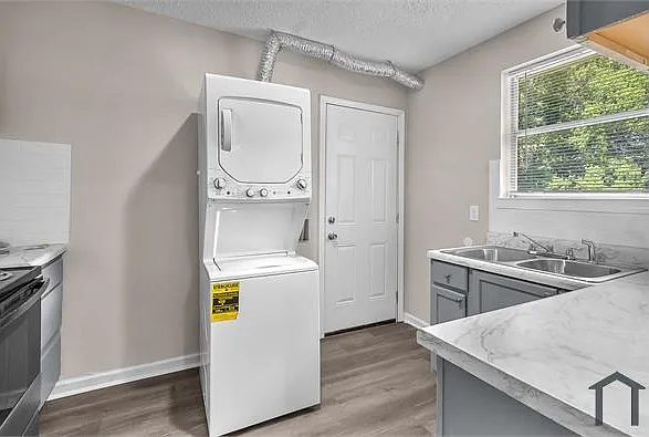 625 E Patton Ave #D — Photo 8