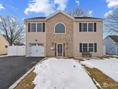 7 Dobson Rd, Edison, NJ, 08817