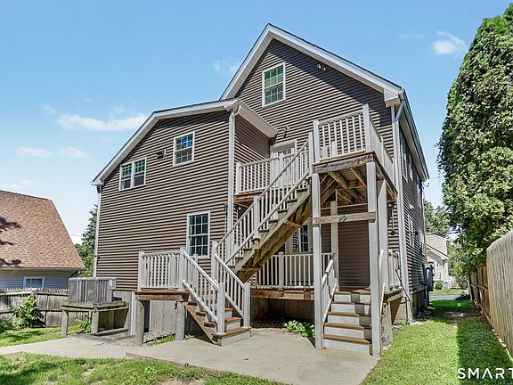3rd image of 26 Nichols Avenue