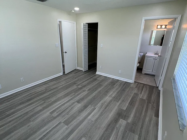 6324 Taylor St — Photo 15