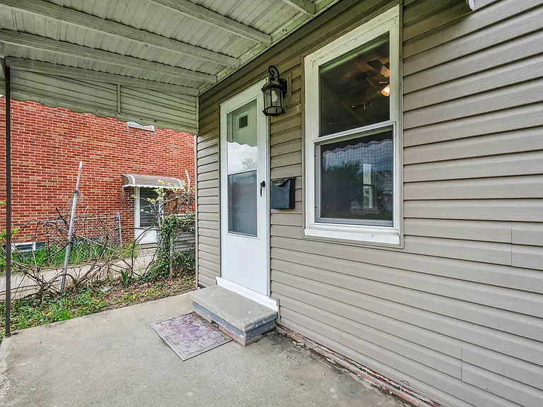 20830 Trebec Ave — Photo 25