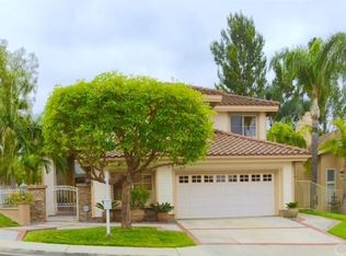 460 S Laureltree Dr, Anaheim, CA 92808