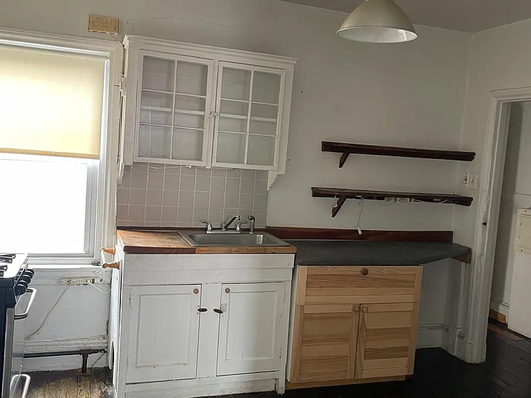 635 N 12th St #3-F — Photo 2