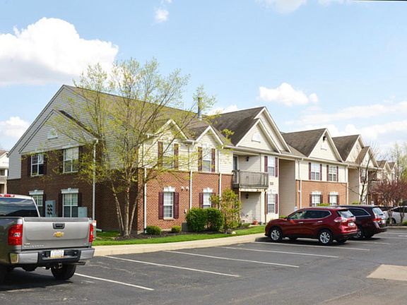 2nd image of 224 Crystal Point Dr #224