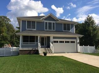 629 S Charlotte St, Lombard, IL
