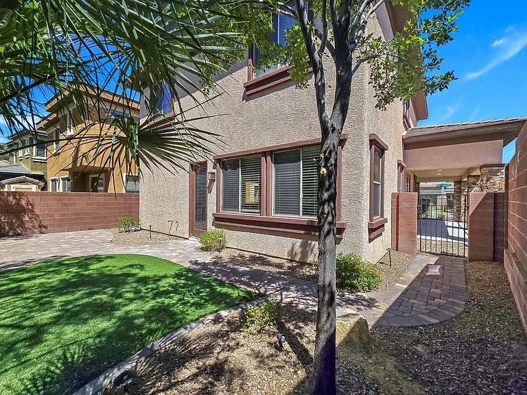 5389 Hollymead Dr — Photo 43