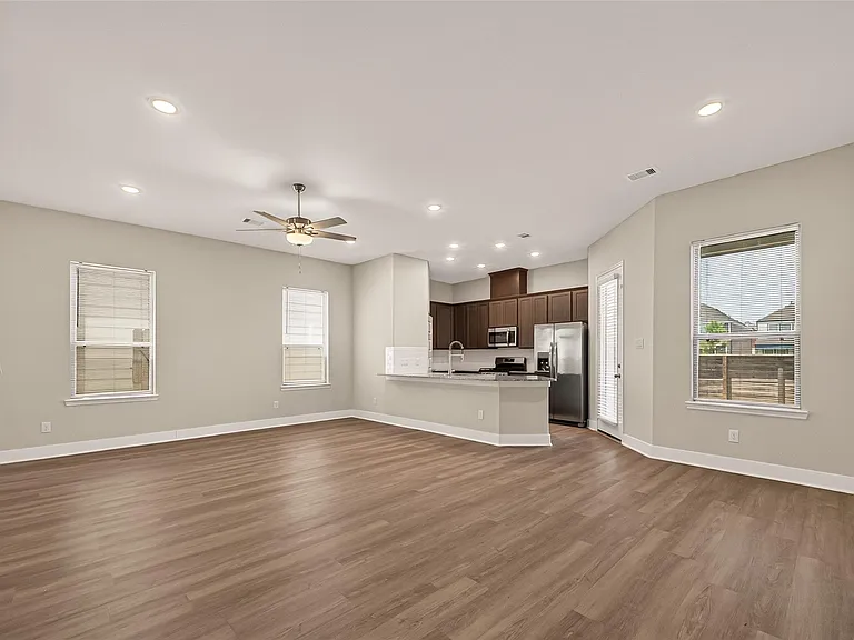13412 Sun Cay Dr — Photo 10