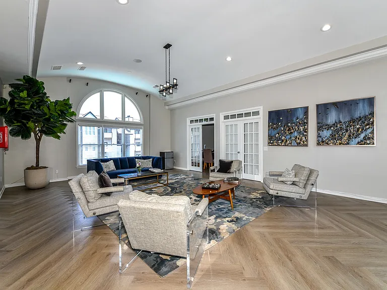 Avana Dunwoody — Photo 15