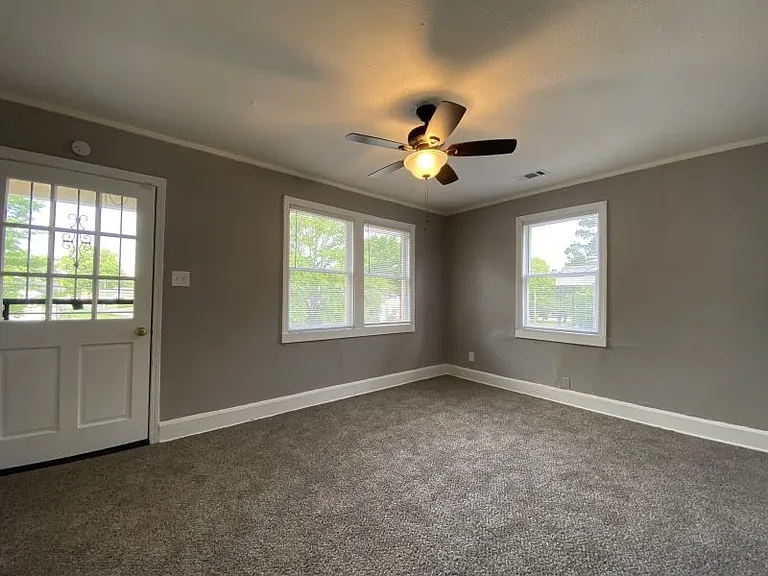 1356 S Cooper St — Photo 4