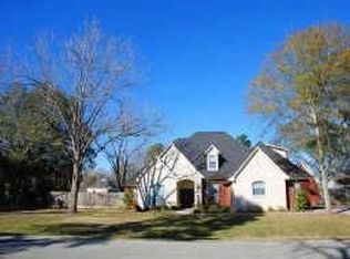 2217 Bernie Ave, Rosenberg, TX 77471