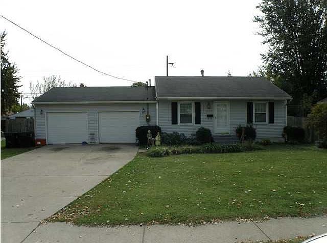 2nd image of 1320 Durrett Ln