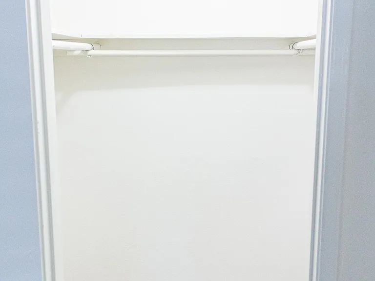 Split level or Flat level walk in closets. Shelving/rods and flooring vary in each apartment.
--
*Floor plans are digital renderings. All dimensions are approximate. Actual product and specifications may vary in dimension or detail. Not all features are a