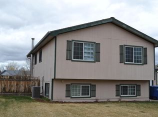 1421 N Heights Rd, Sheridan, WY 82801